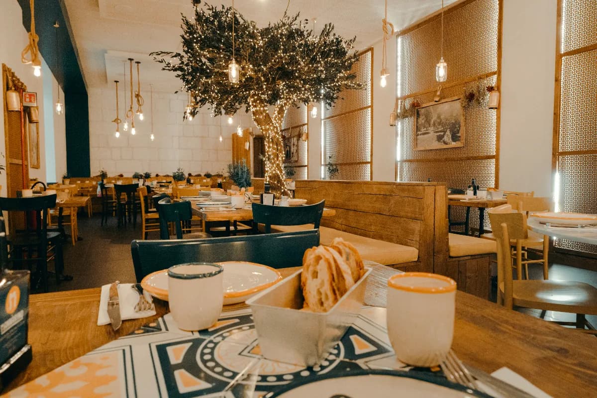 Inside a Mannarino shop, the counter and the tables